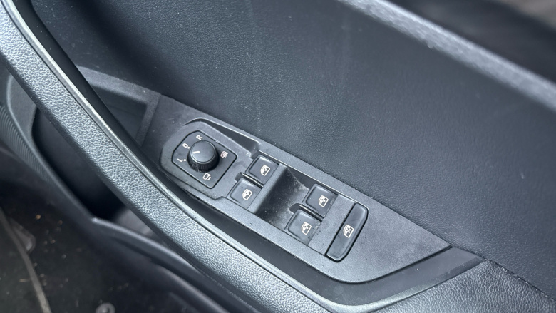 Skoda Karoq 1.5 TSI Sport Line 5dr DSG Petrol Estate